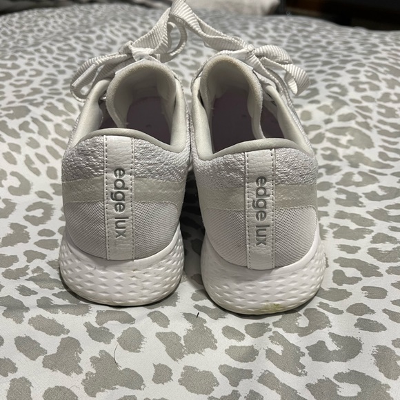 Adidas edge lux Sz 10. Worn a few times. - Picture 3 of 3